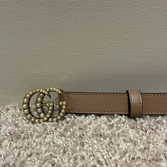 Authentic Gucci Pearl Belt- Porcelain Rose - Picture 2 of 5